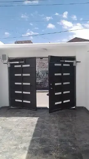 Instalación y automatización de portones